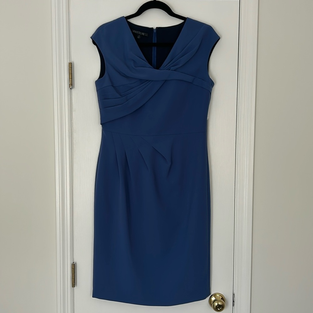 Lafayette 148 New York Dress. Size 4. Blue